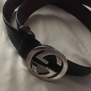 Authentic Gucci belt     (48 inches long)